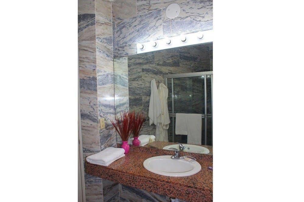 Torres De Alba Hotel & Suites Panama City Exteriör bild